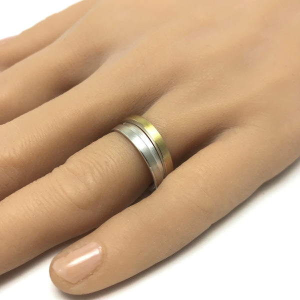 Wrap-around ring - R47